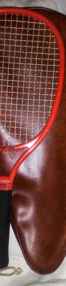Ektelon racquetball racquet with full leather case - Picture 2 of 3